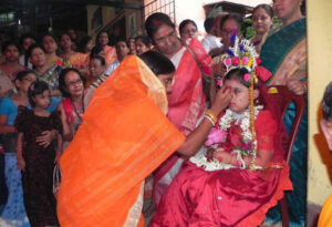 800px Kumarbhog Durga Puja 2013 Maha Ashtami Kumari Puja