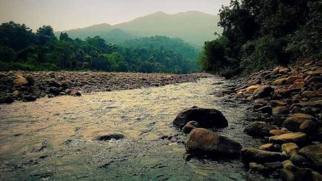 Palpala River Near Lulung Similipal National Park 696x391